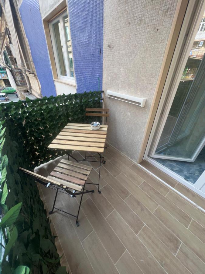Borgo 1313 Napoli Apartment Luaran gambar