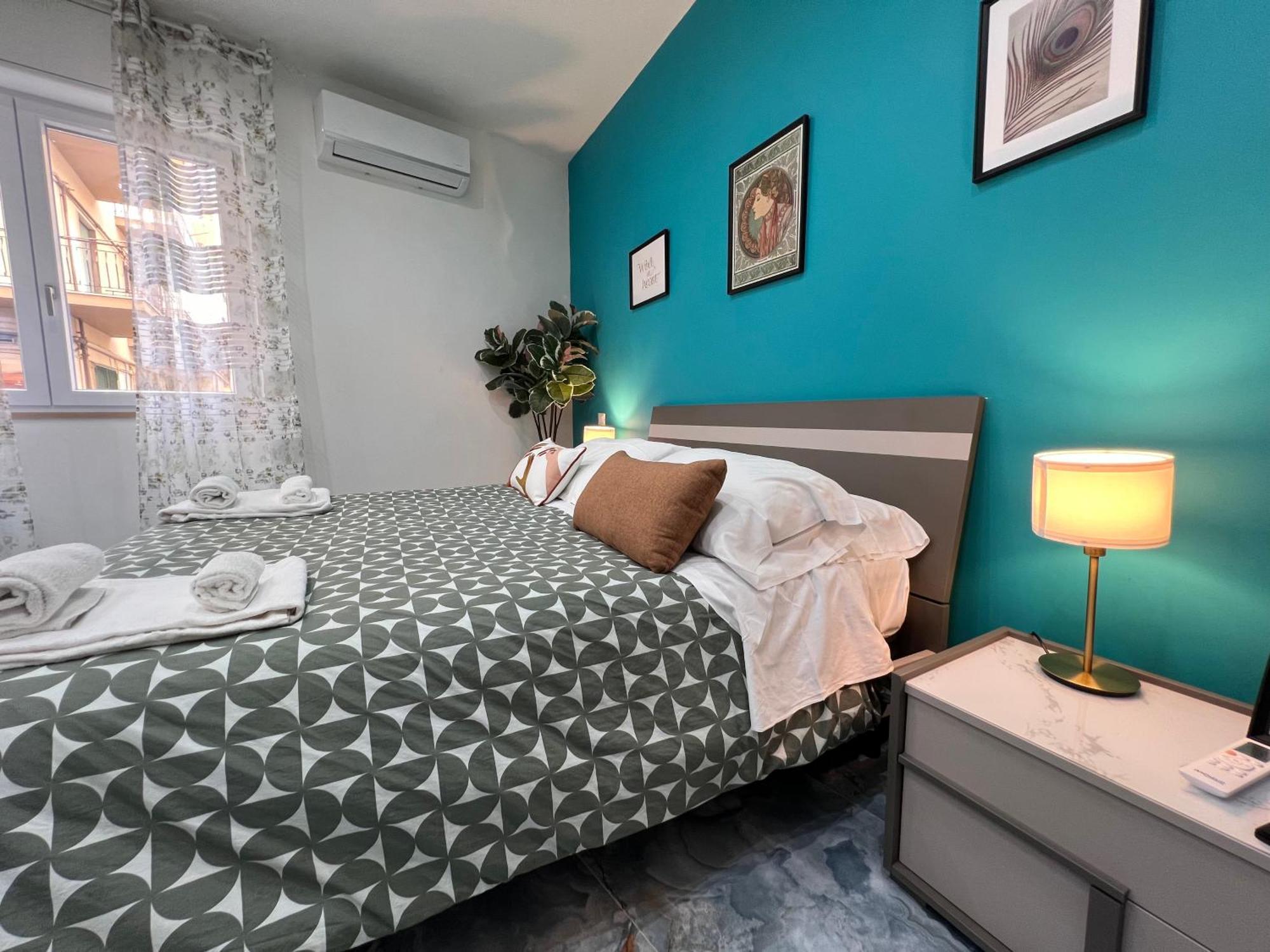 Borgo 1313 Napoli Apartment Luaran gambar